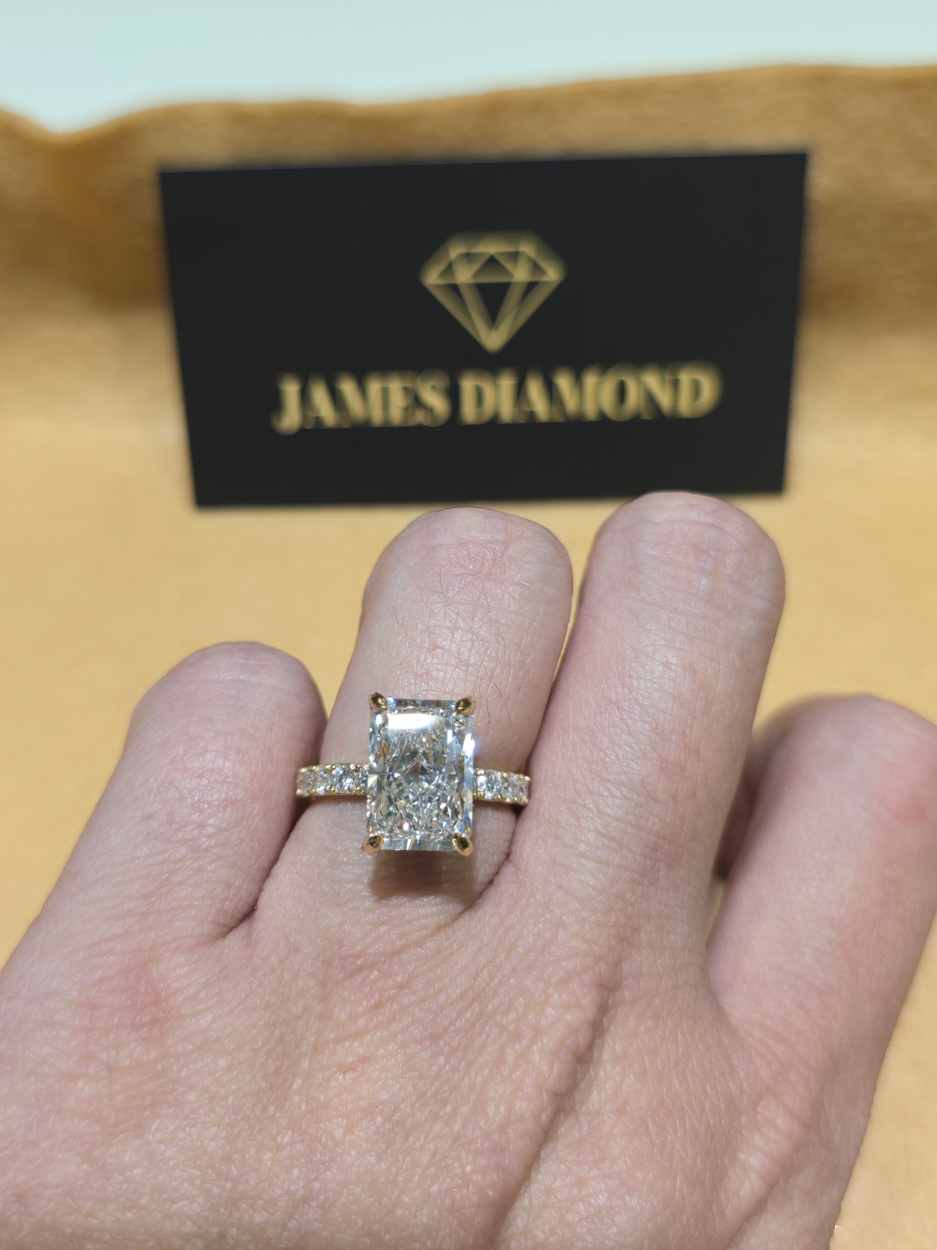 Radiant Rings 💍 Center Diamond 2-5 carats 💍