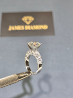 Beautiful Round rings 💍 Center diamond 4-5 carats 💎 IGI Certificate 💍