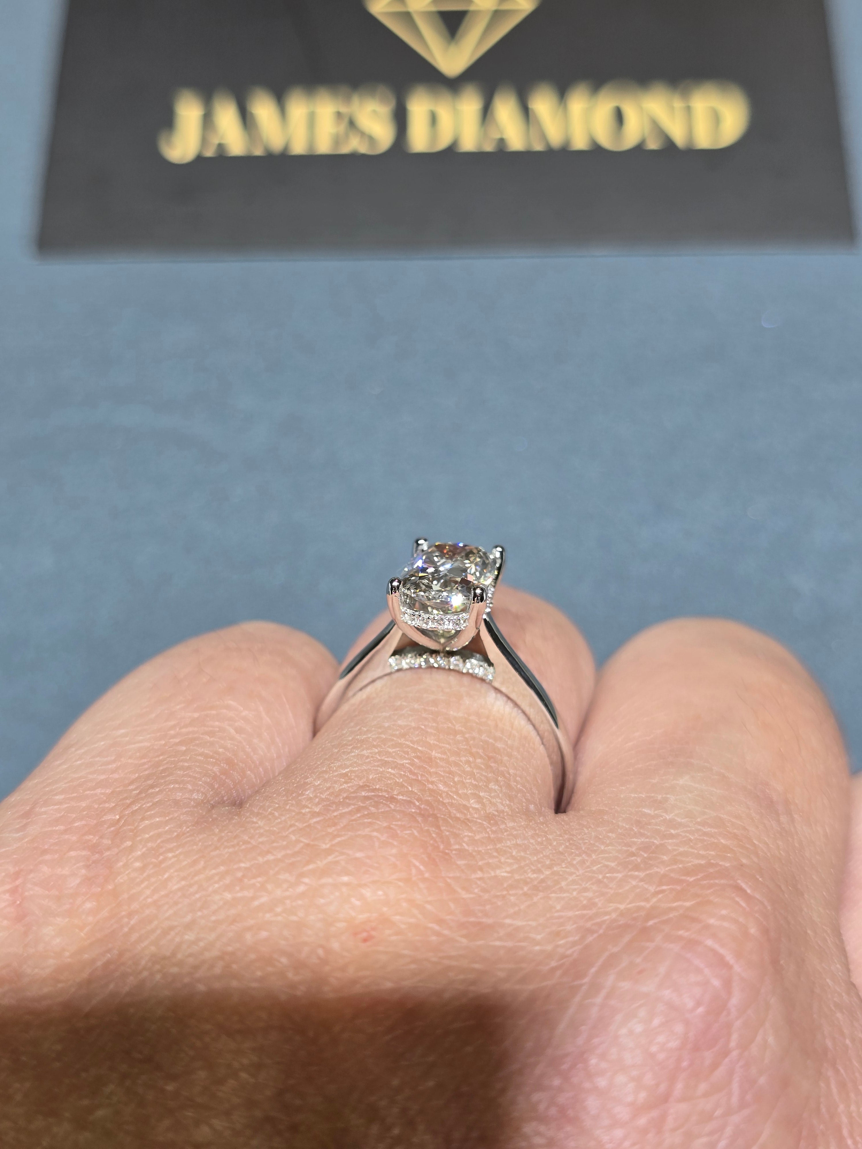 Elongated Cushion Ring 💍 F Color | VS+ Clarity | IGI Certified | 14K Gold
