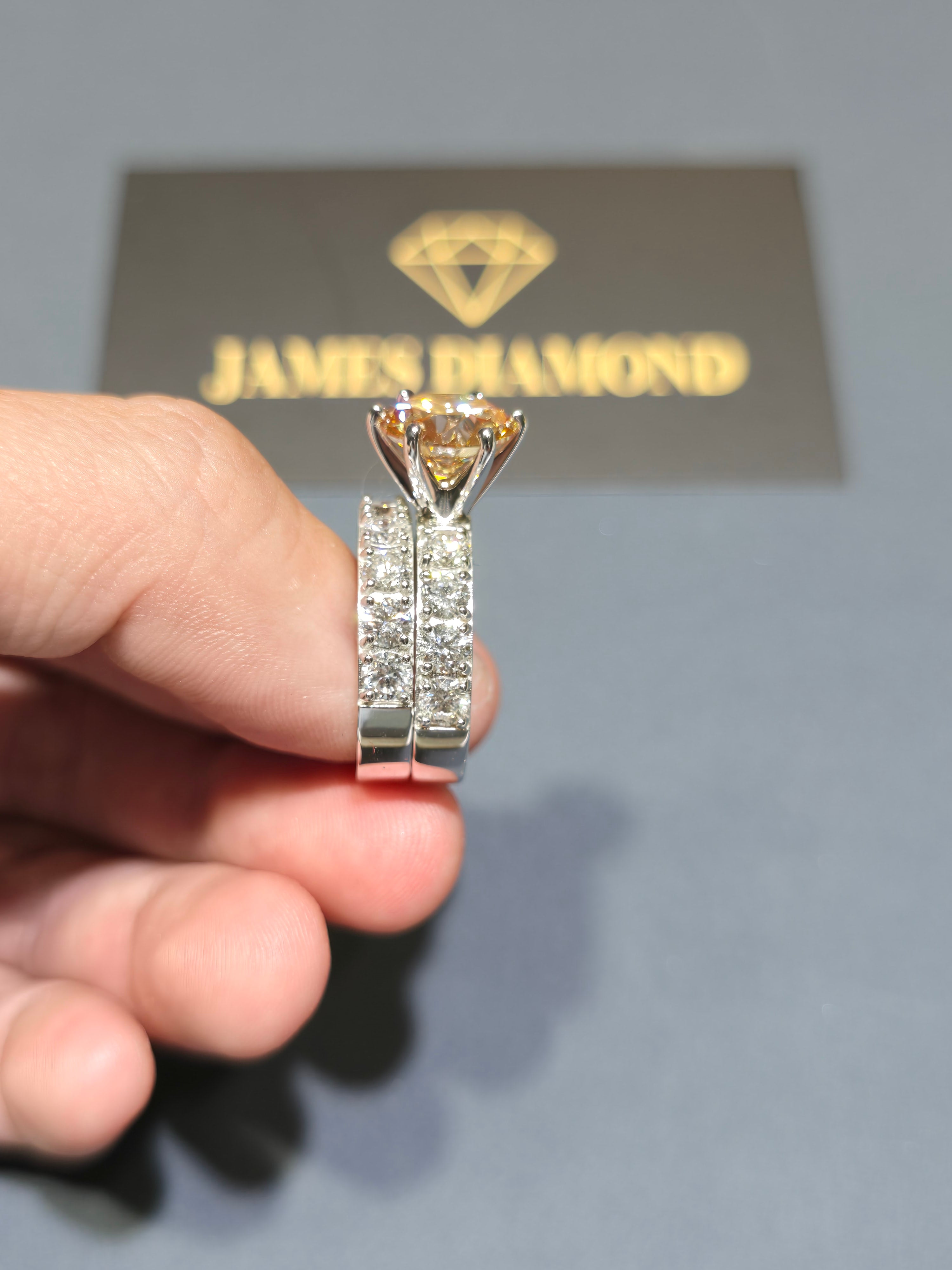 Fancy Yellow Diamond Ring 💍