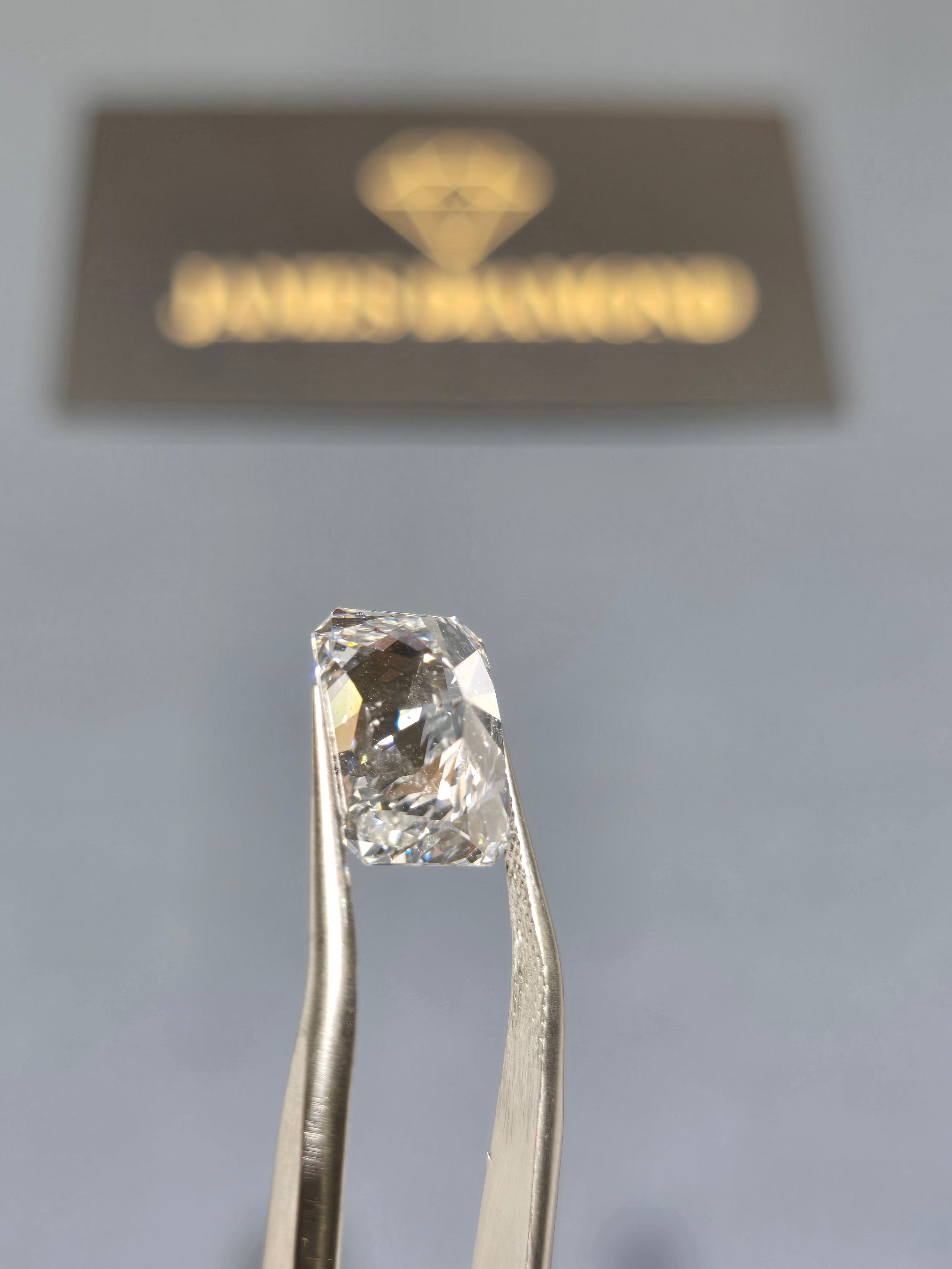 James Diamond Lab-Grown Radiant Cut 1.36ct E/VVS2 – IGI Certified – SKU 649498785