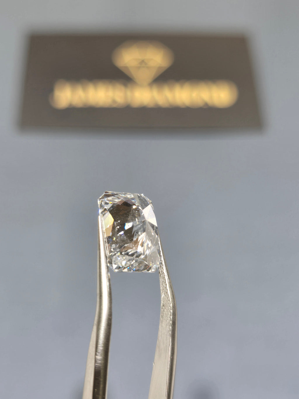 James Diamond Lab-Grown Radiant Cut 1.40ct E/VVS2 – IGI Certified – SKU 670474064
