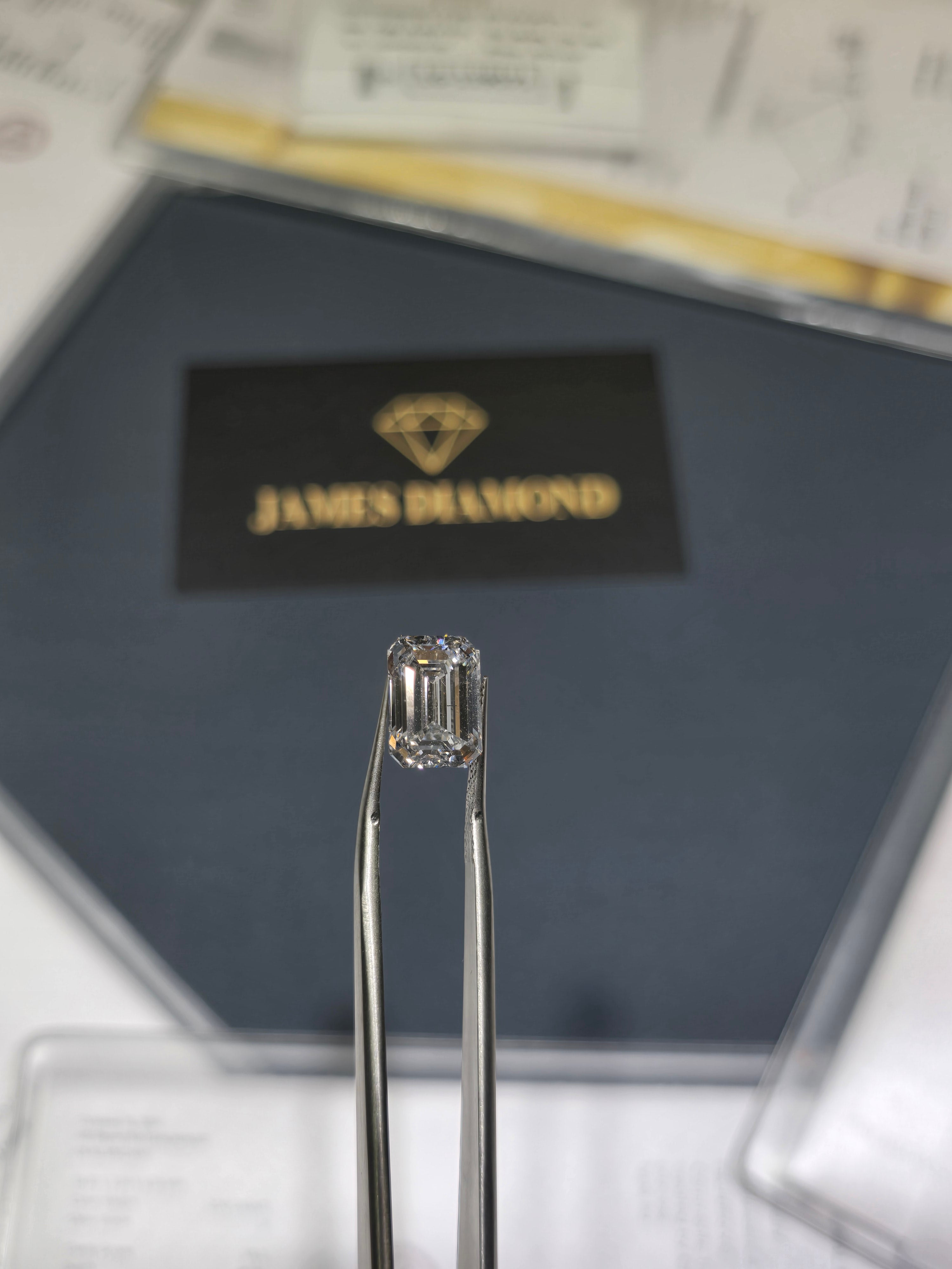 James Diamond Lab-Grown Emerald Cut 2.39ct G/VS1 – IGI Certified – SKU 646489162