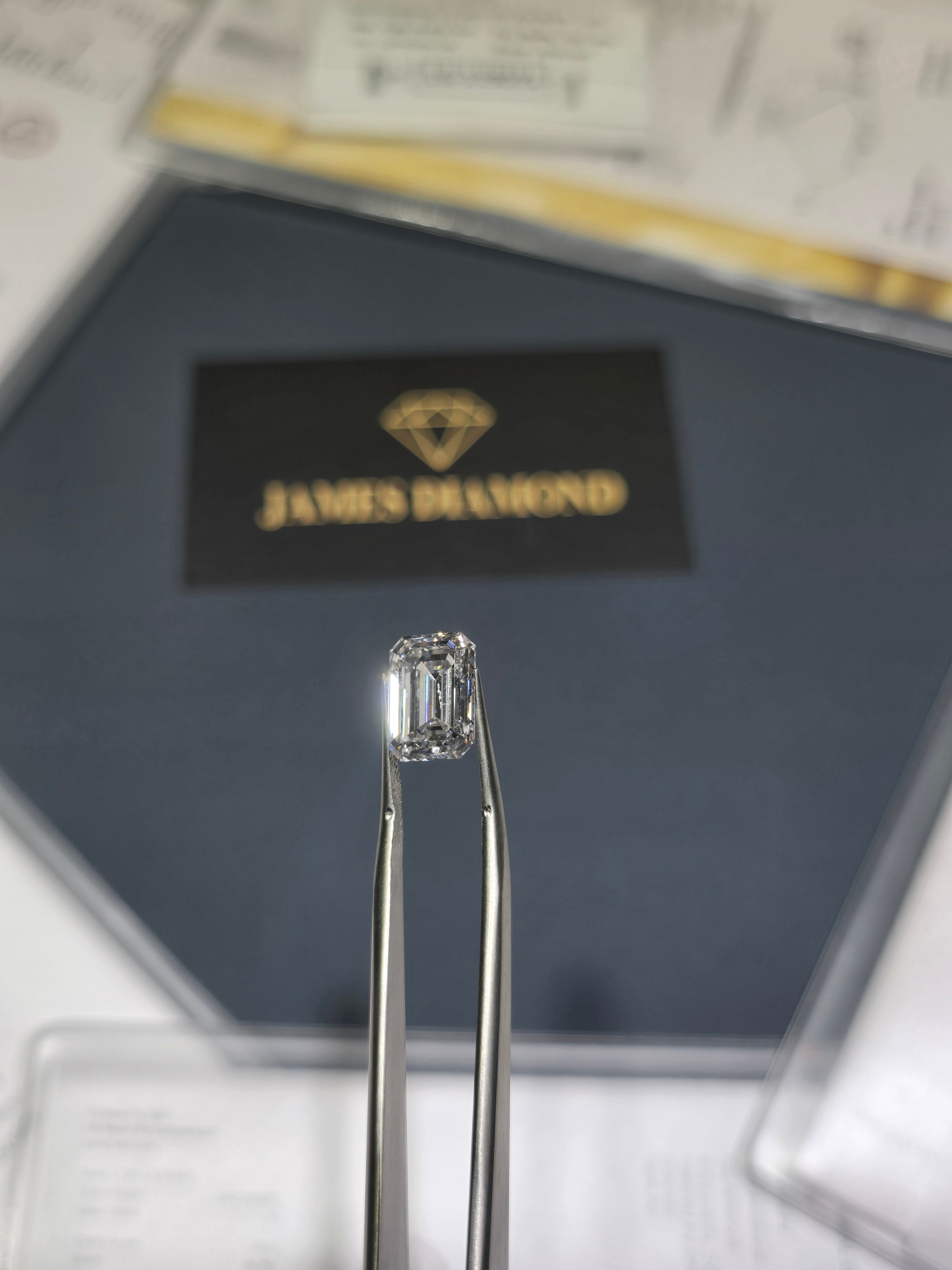 James Diamond Lab-Grown Emerald Cut 3.06ct D/VS1 – IGI Certified – SKU 677511799