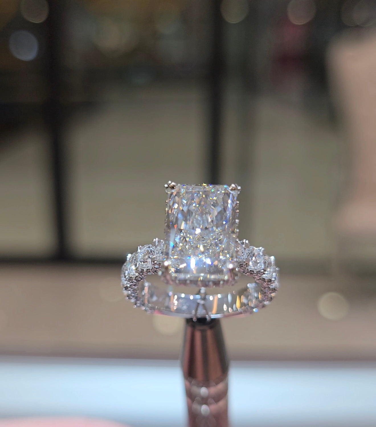 Beautiful Radiant rings 💍5 carat center radiant 💎