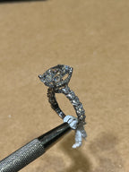 Hot Design 💍 Oval ring / center oval 5 carat 💎