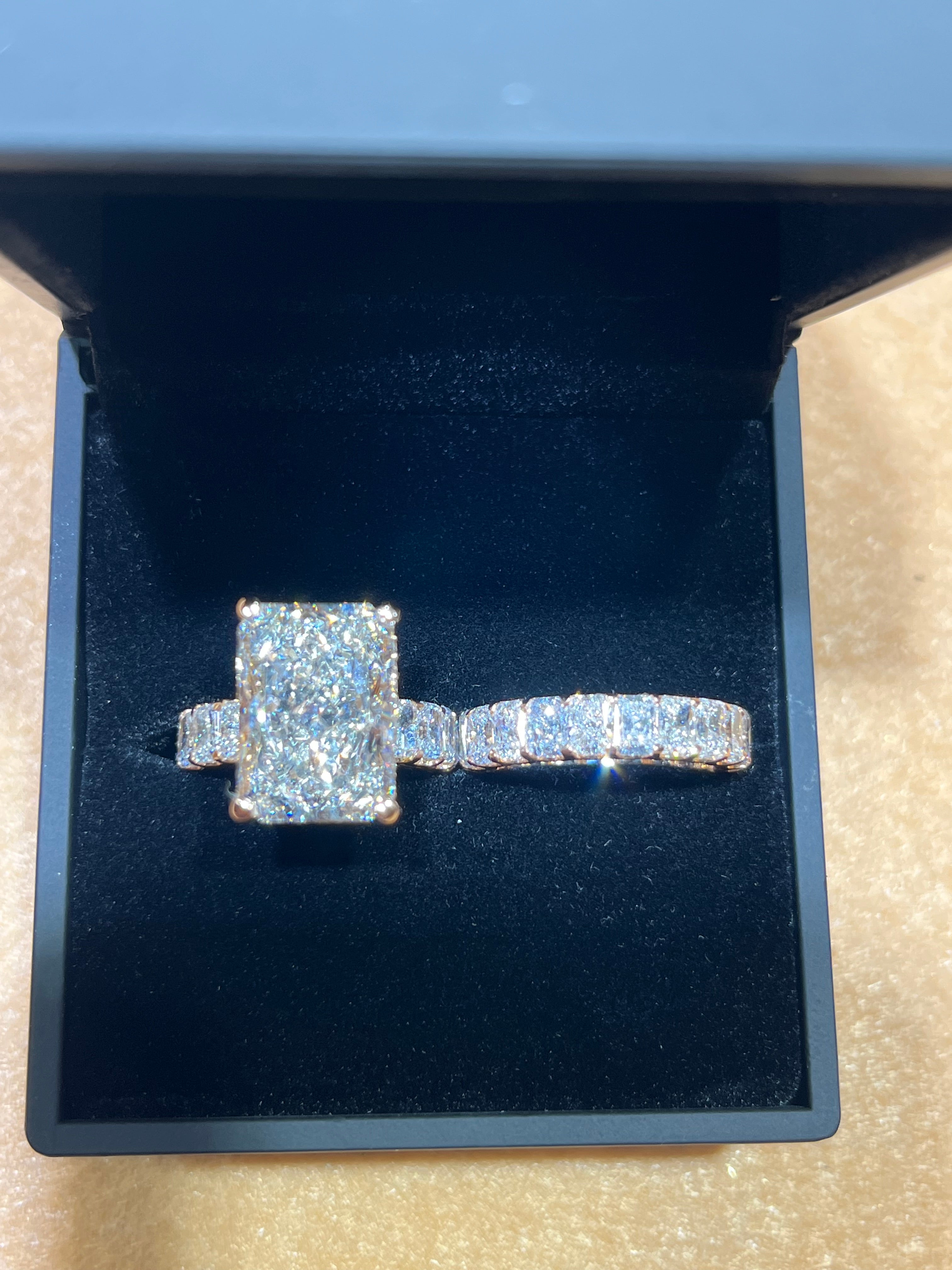 Full radiant rings + band 💍