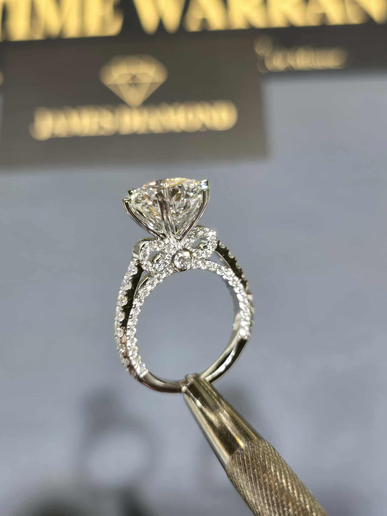 Hot Design 💍 Center Round 4-5-6 carats 💎 Best price and quality 💍