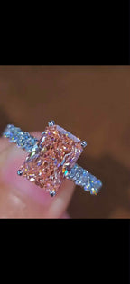 Fancy Pink Diamond 💍 Radiant shape 💎 Best price and quality 💍