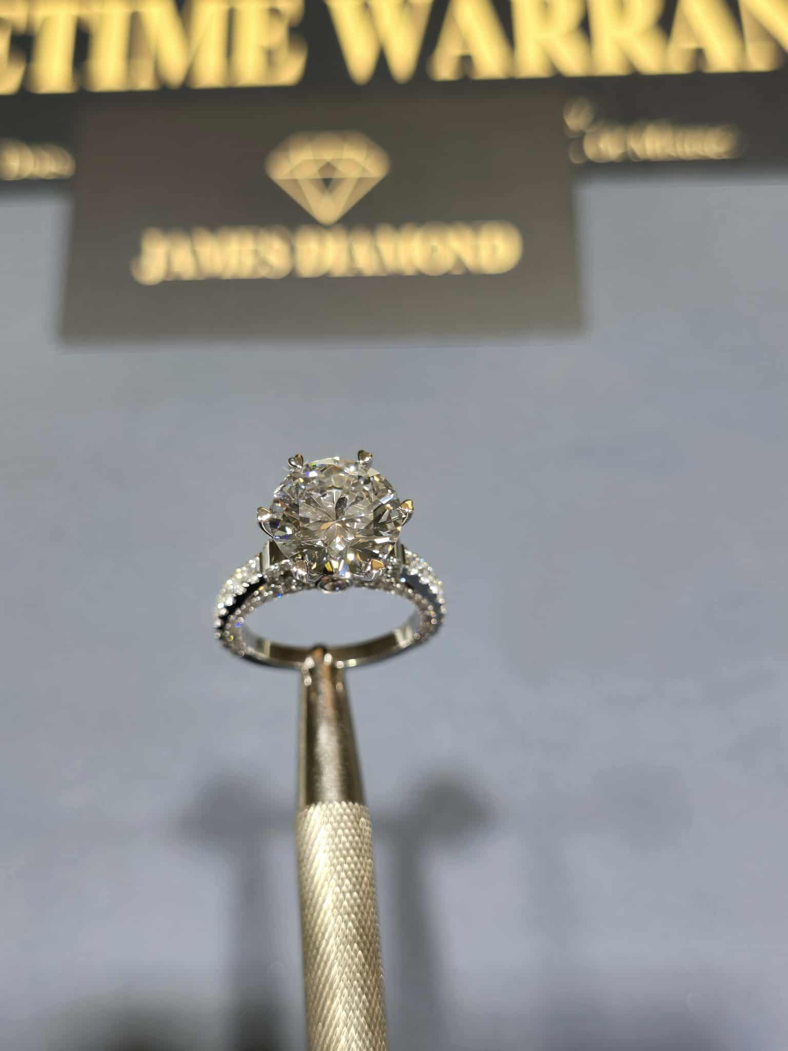 Hot Design 💍 Center Round 4-5-6 carats 💎 Best price and quality 💍