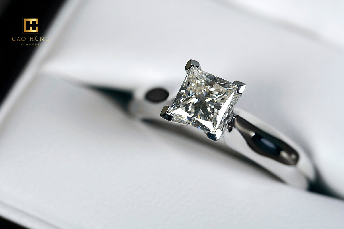 James Diamond Lab-Grown Princess Cut 0.51ct F/VVS2 – IGI Certified – SKU 436079200