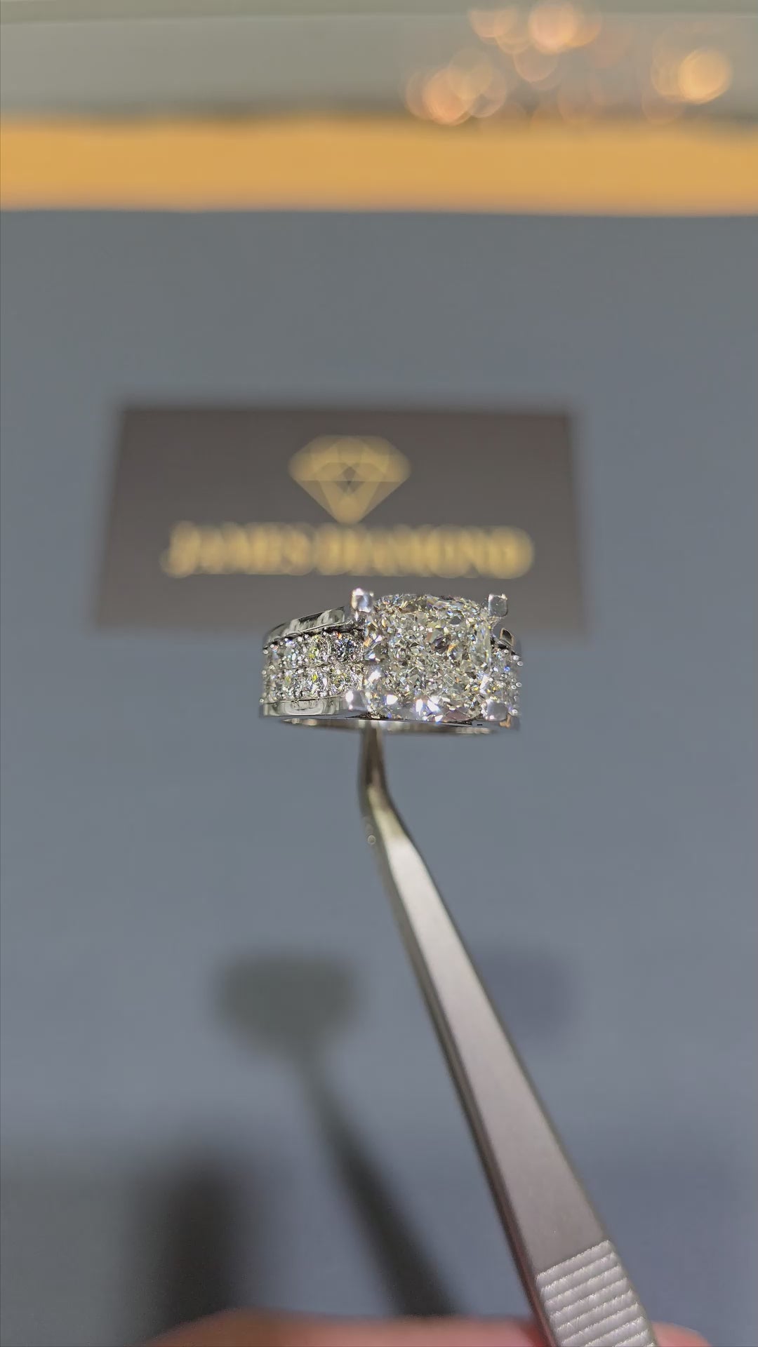 Cushion Cut Diamond Ring 💍 Beautiful Design 😍