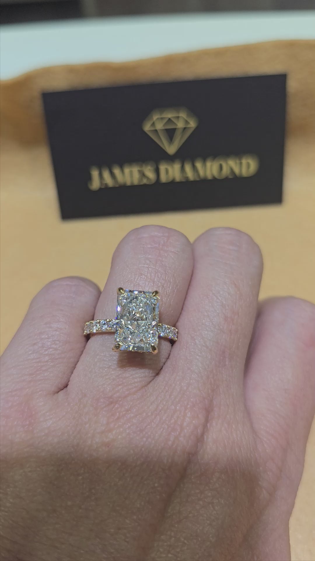 Radiant Rings 💍 Center Diamond 2-5 carats 💍